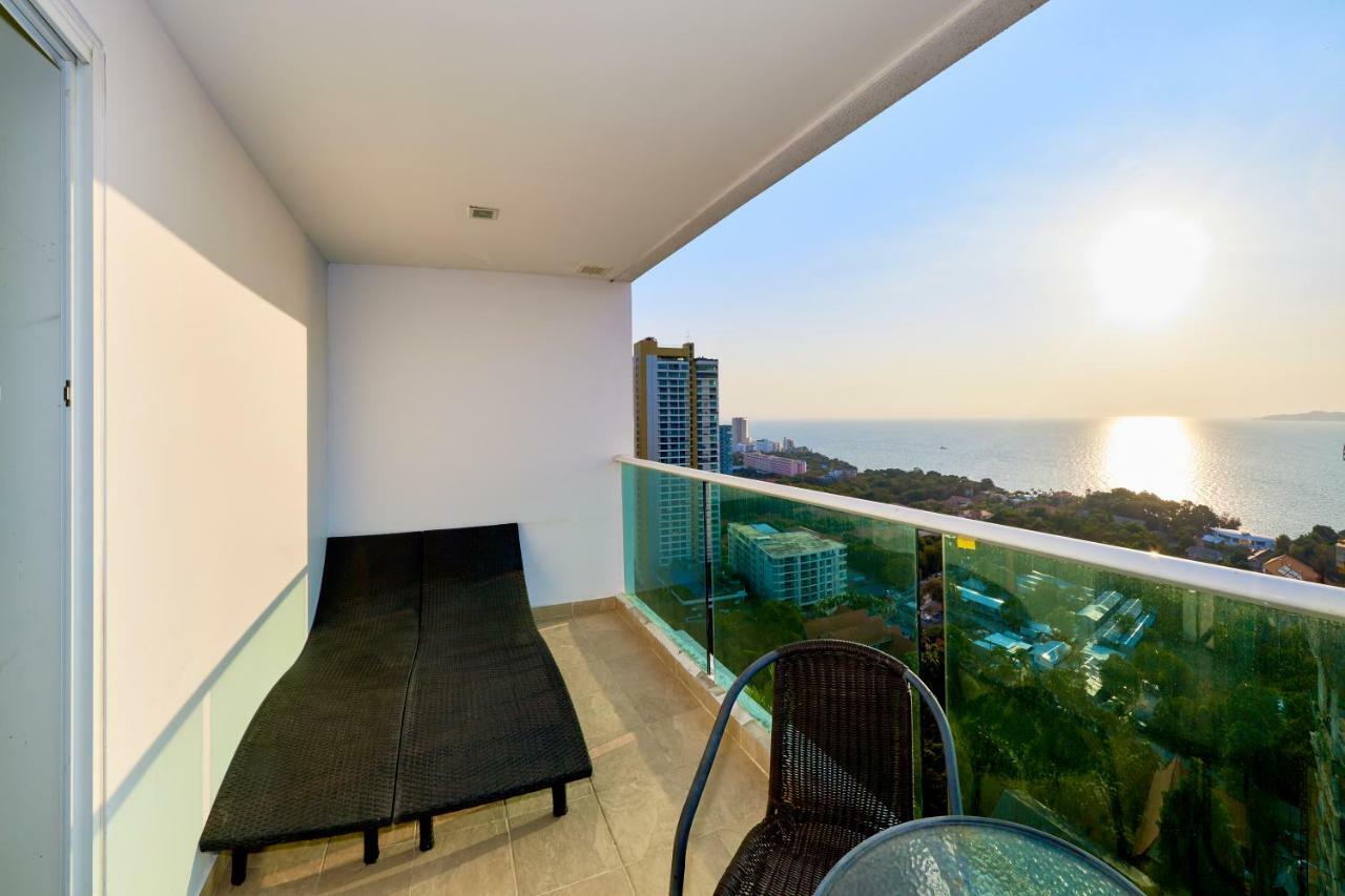 Cozy Beach Condo By Fantasea Beach Pattaya Ngoại thất bức ảnh